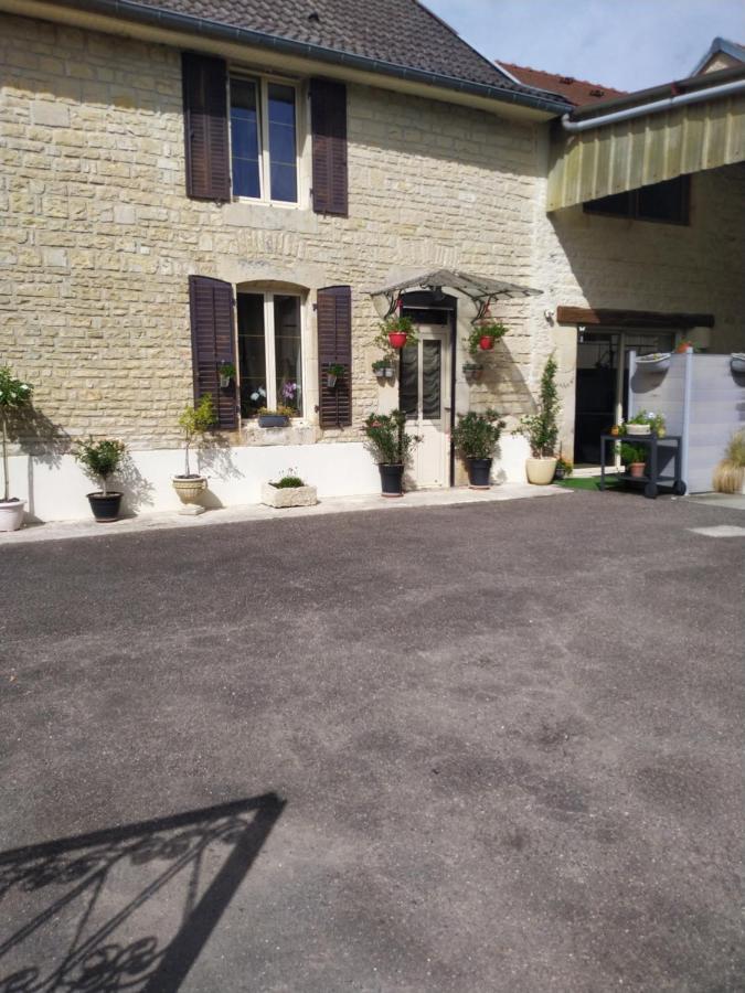 A La Maison Du Bonheur Lanty-sur-Aube Eksteriør bilde